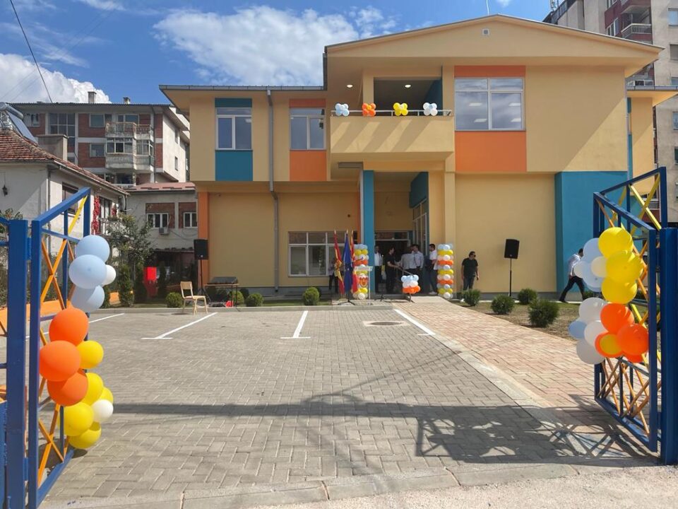 Ковачевски ја посети градинката „Детелинка“ во Крива Паланка