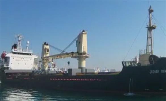Во Драч пристигна украински брод со пченица за Албанија
