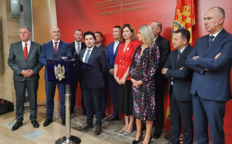 Абазовиќ: Организираниот криминал продолжува да владее со Црна Гора