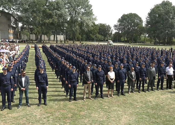 Промовирани 590 нови полициски службеници