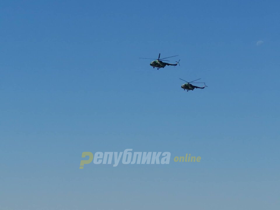 Македонија ќе набавува транспортни хеликоптери од Италија