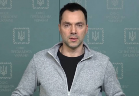 Русија ќе го нападне Киев на 24 август, тврди советникот на Зеленски