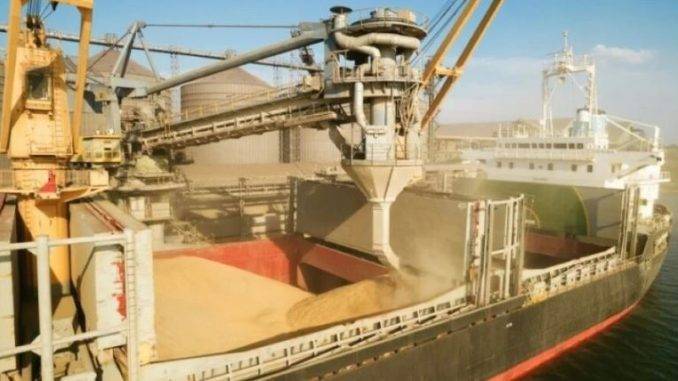 Брод со 6.000 тони пченица од Украина плови за Албанија
