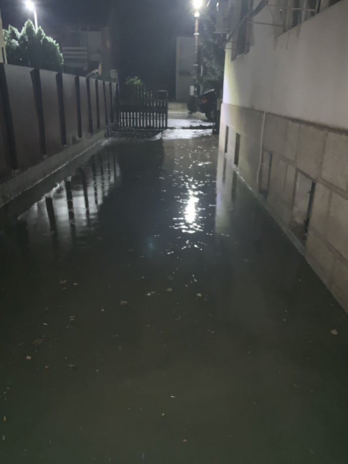 Засега пријавени три поплавени објекти по невремето во Кавадарци