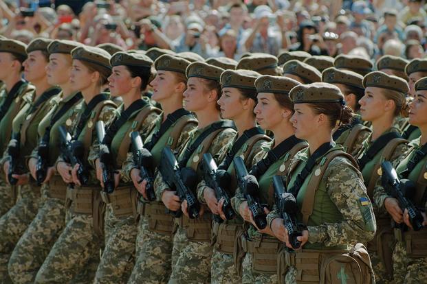 Киев почна да ги вика Украинките на воена служба од 1 октомври