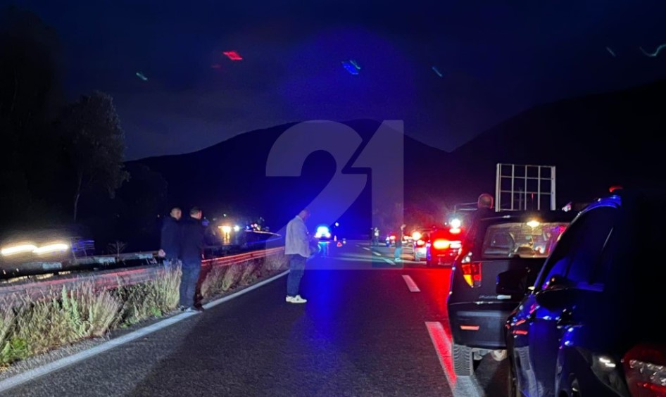 Kилометарски колони поради сообраќајка на автопатот Тетово-Скопје