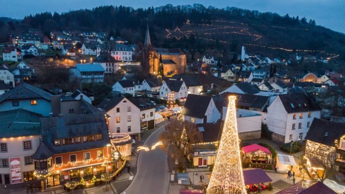 Во Германија се бара укинување на божикното осветлување