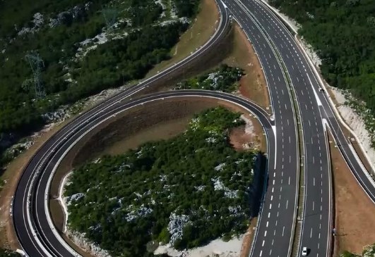 Се поплави автопатот од милијарда евра во Црна Гора