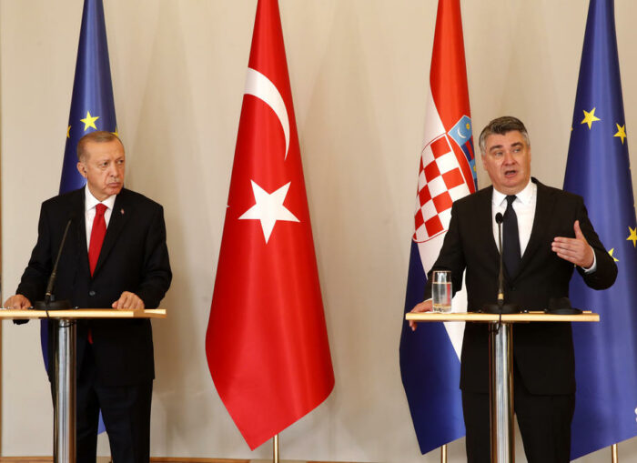 Изборниот модел во БиХ тема на разговорите меѓу Ердоган и Милановиќ