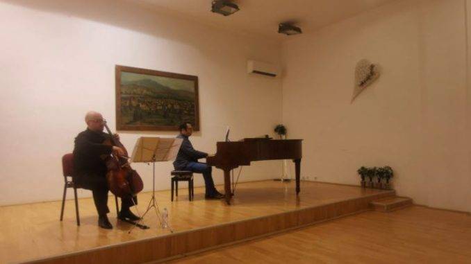 Концерт на класичното камерно дуо „Екс Македоникум“ во Штип