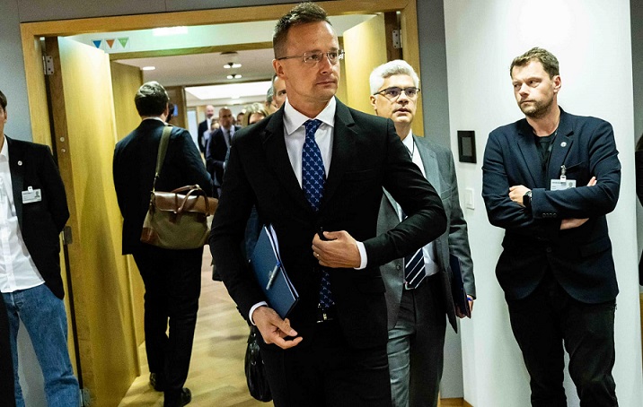 Сијарто: Унгарија нема да поддржи нов пакет санкции против Русија