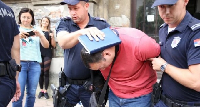 Напаѓачот во Белград се криел во зградата од каде што пукаше атентаторот врз Ѓингиќ