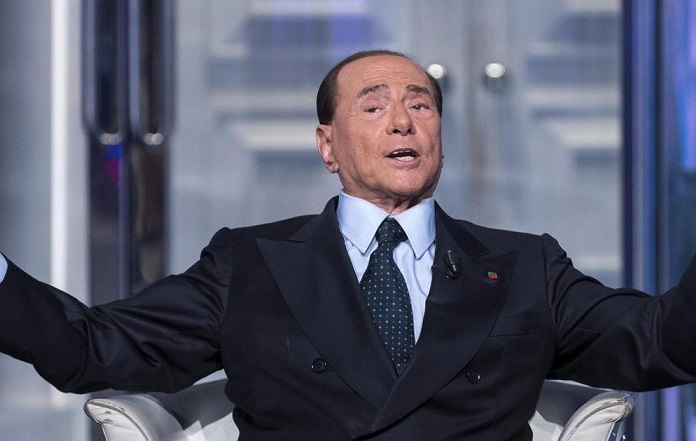 Јас сум најпаметниот политичар на светот: Берлускони стана ТикТокер и кажа виц за себе, Путин и Бајден