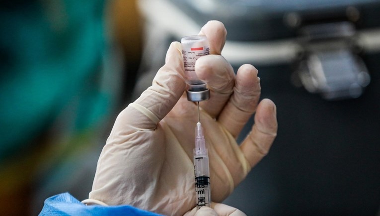 Во Хрватска почнува вакцинација со нови, адаптирани вакцини против омикрон
