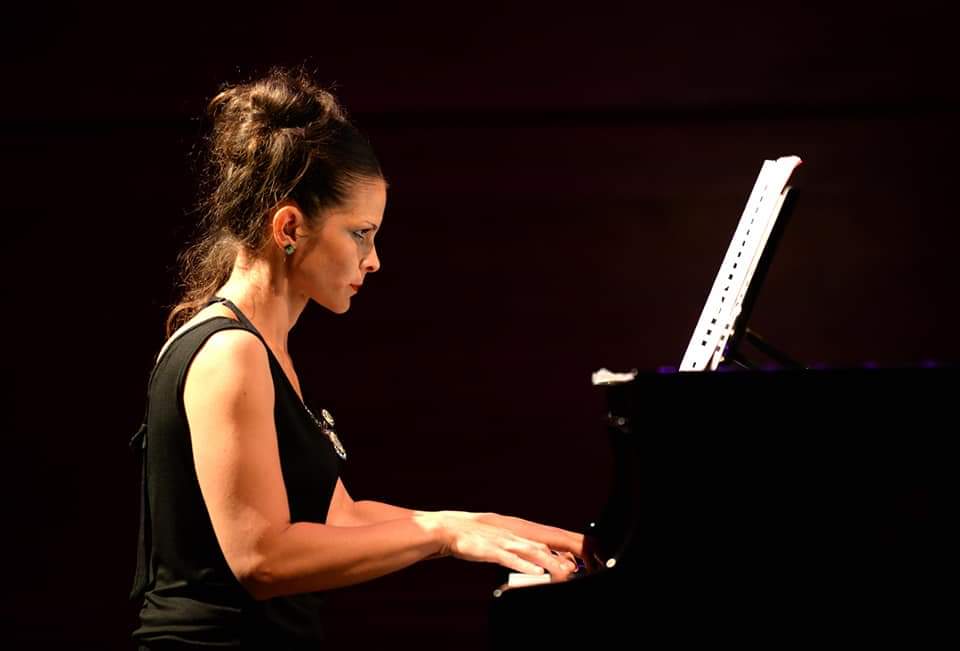 Авторски концерт со музика на композиторката Ана Пандевскa во изведба на пијанистката Дуња Иванова
