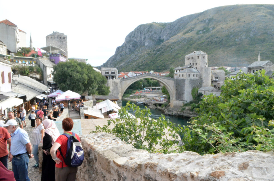 Патување низ Херцеговина: „Оазата во камен“ од Мостар до Љубушки