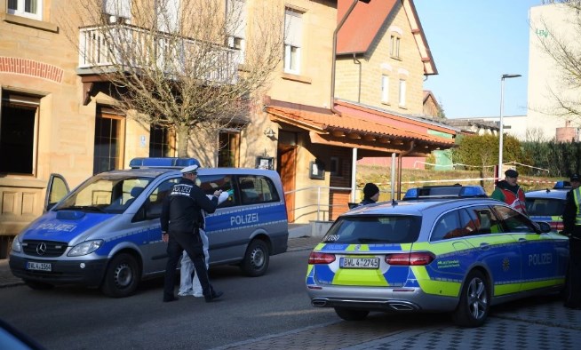 Германската полиција изврши претрес во домовите на осомничените за антисемитски објави на социјалните мрежи