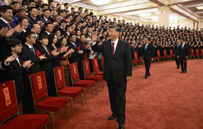 Си Џинпинг реизбран за генерален секретар на кинеската Комунистичка партија