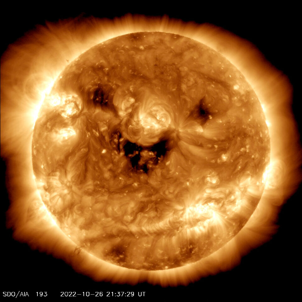 НАСА: Погледнете како се смее Сонцето
