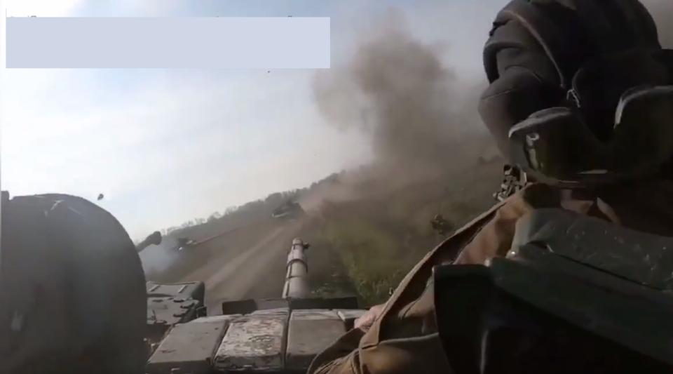 Војна во прво лице: Вака изгледа битка меѓу украински тенкови и рускиот воен конвој во Херсон