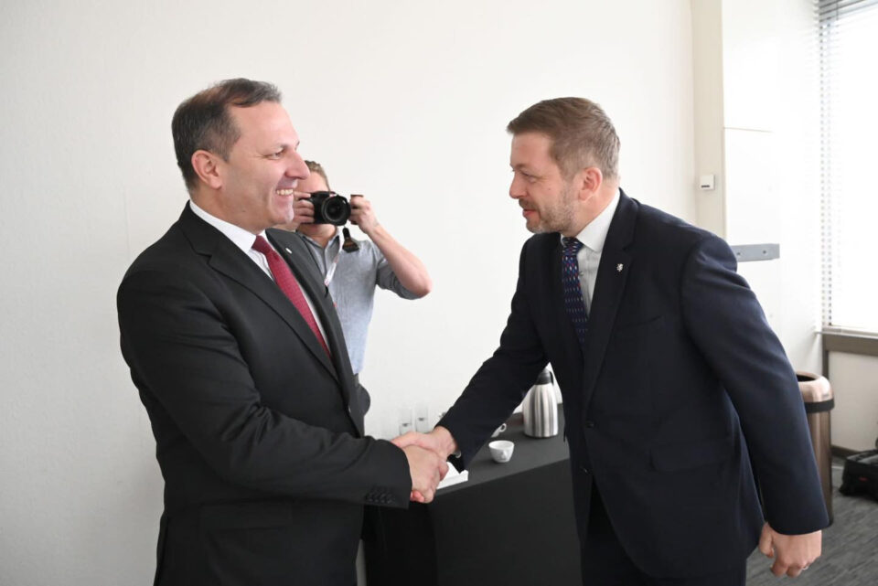 Спасовски во Прага на средби со чешкиот колега и прв заменик премиер Ракушан
