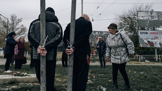 Жителите на Херсон, осомничени за соработници на Русите се соочуваат со јавна казна