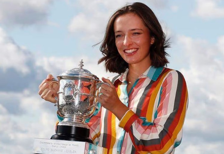 Сензација во Австралија: Eлиминирана најдобрата тенисерка Швјонтек