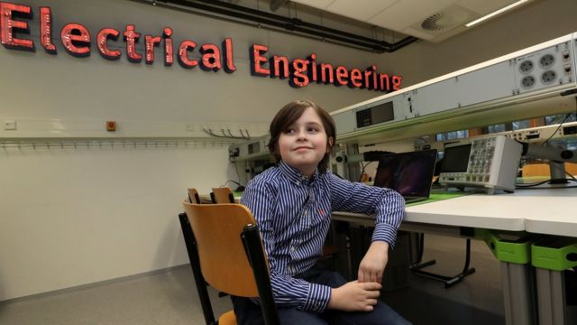 „Малиот Ајнштајн“ од Белгија: Има само 12 години, веќе е магистер по квантна физика и ќе запише докторат
