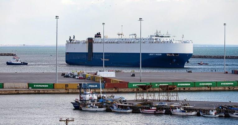 Мицотакис ја запре приватизацијата на пристаништето Александрополис