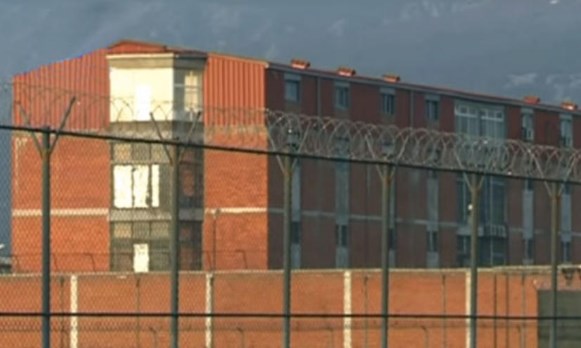 Tурски браќа за малку ќе избегаа од црногорски затвор: Едниот задоцнил со сечење на решетките