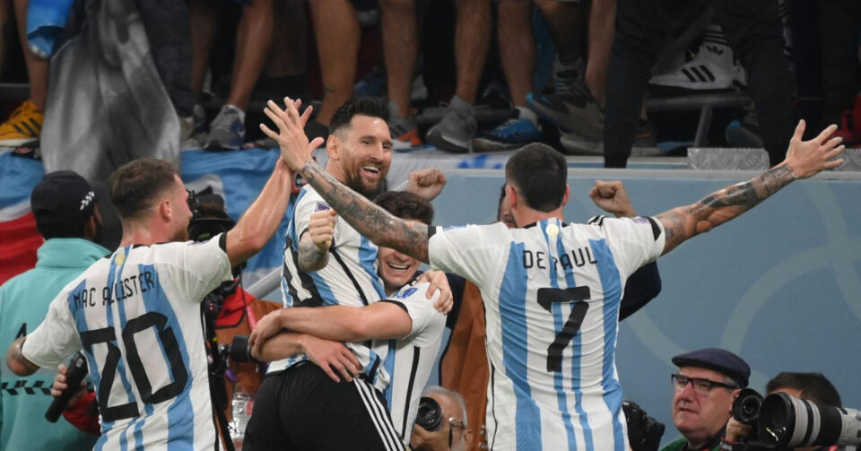 Недостиг на аргентински дресови на „Адидас“ пред финалето на СП