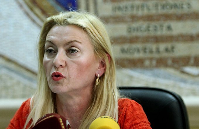 Неделкова: Министерот е одговорен за документите на кандидатите, Комисијата нема никаква врска со тоа