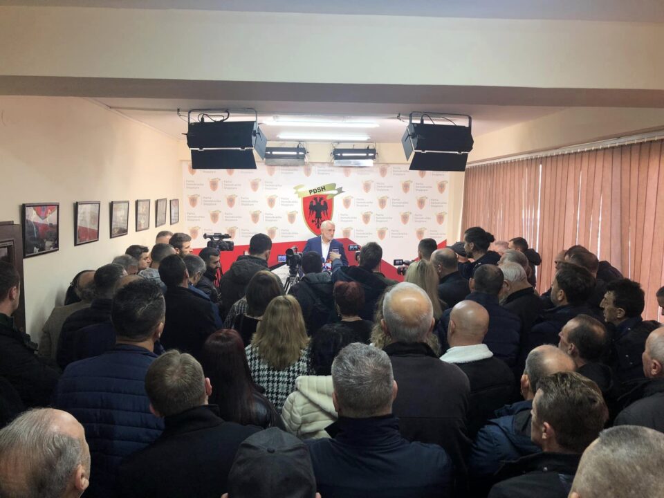 Демократската Партија на Албанците во Тетово одржа годишна конференција