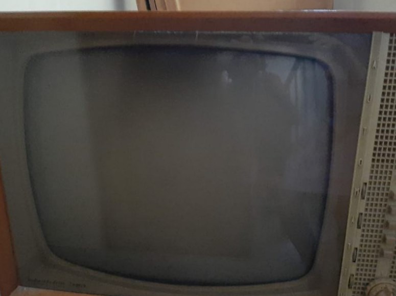 Југословените му ветиле ваков телевизор на Пеле, но никогаш не му го испратиле
