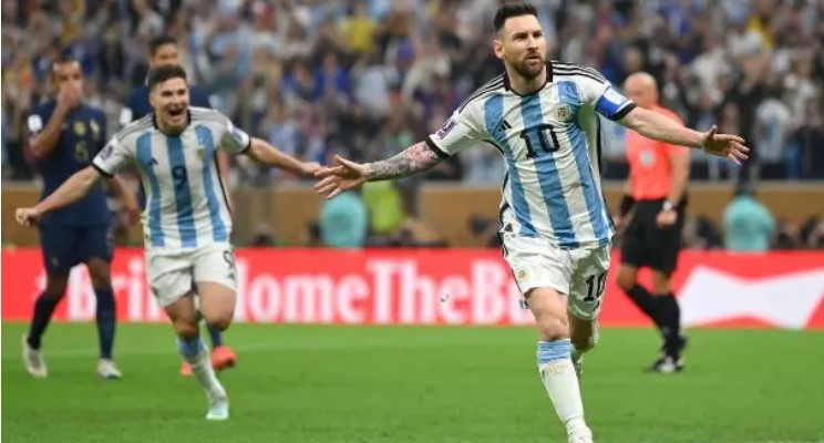 Аргентина е повторно на чекор до титула со голот на Меси во 109. минута