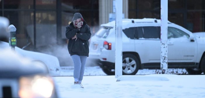 Најмалку 19 загинати во снежното невреме во САД