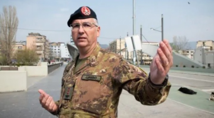 Грасо: Вучиќ знае дека НАТО никогаш нема да дозволи враќање на српската војска на Косово