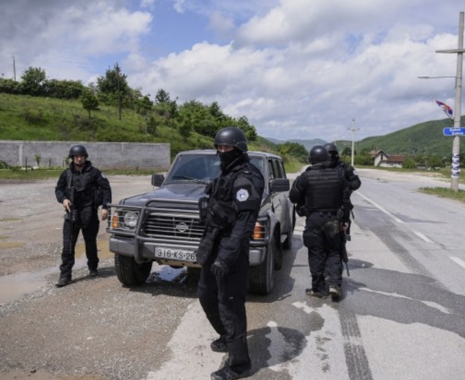 Косовските власти го затворија главниот граничен премин „Мердаре“