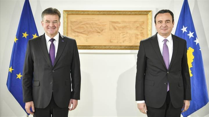 Лајчак денеска во Косово на средба со премиерот Курти