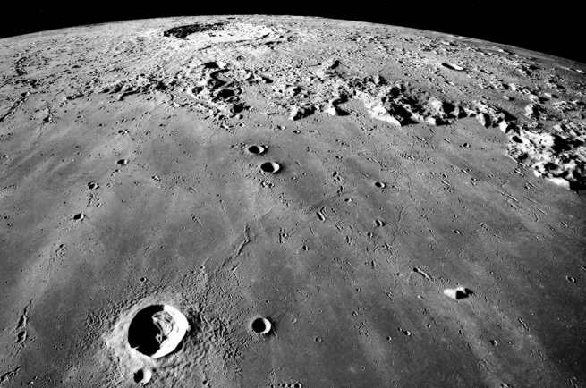 Tраги од вулканска активност откриени на Месечината