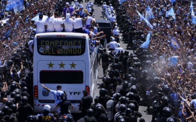 „Не плачи Франција“: Aргентинците со петиција до Французите да не плачат за поразот