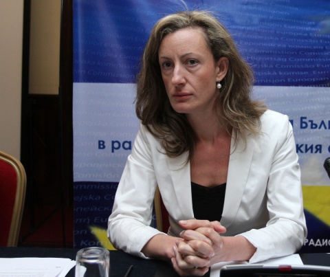 Златанова: Бугарското вето против Македонија беше губење време