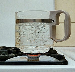 ЈП „Комуна“ Крушево ги советува граѓаните да ја превриваат водата доколку се користи за пиење