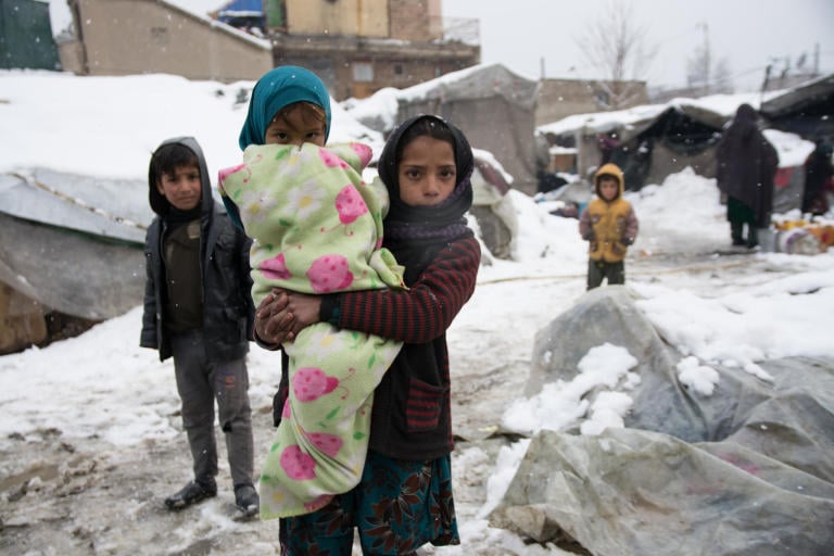 Повеќе од 160 луѓе починаа од студ овој месец во Авганистан