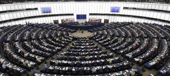 Европскиот парламент го усвои Пактот за азил и миграција