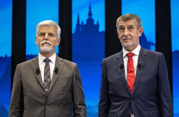На претседателските избори во Чешка води генералот Петр Павел