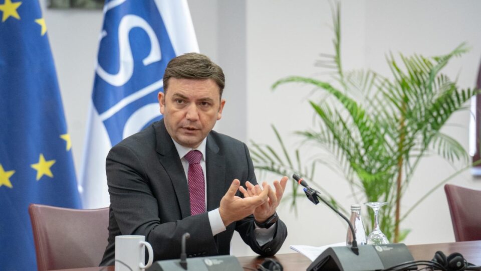Одлука за иднината на ОБСЕ ќе се донесе тука во Скопје, вели Османи