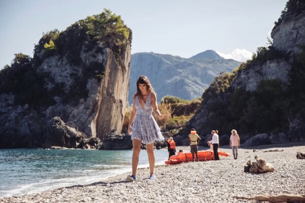 Грчката плажа Хилиаду доби награда на Берлиенале за најдобра европска филмска локација за 2022 година