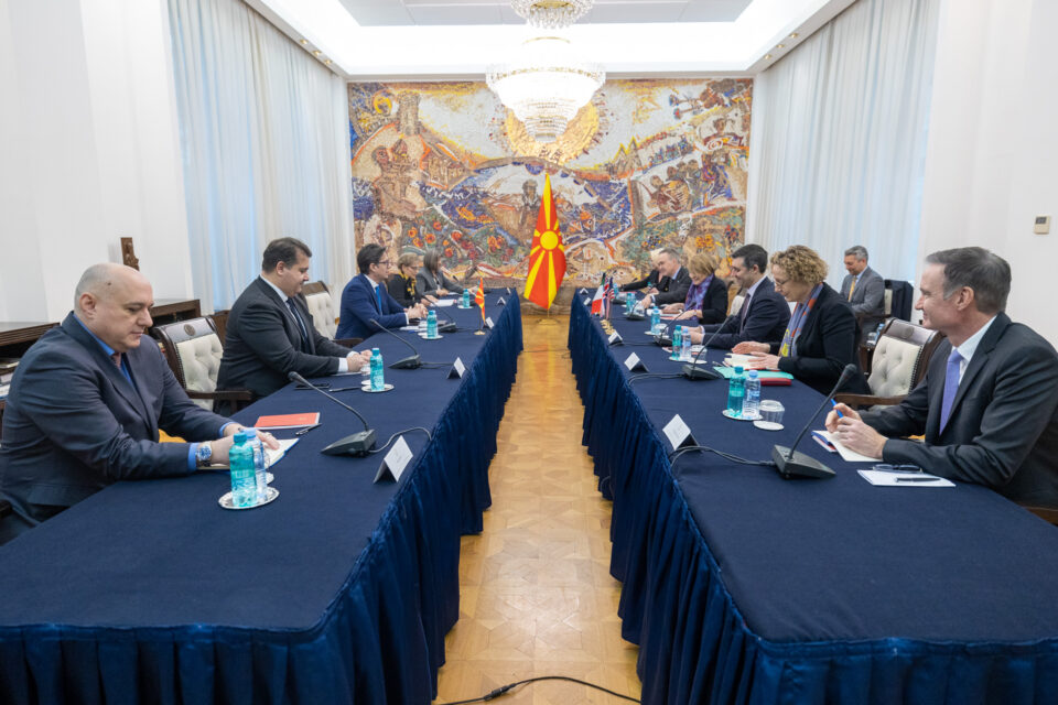 Пендаровски ги прими амбасадорите на САД, Обединетото Кралство, Германија, Италија и Франција при ОБСЕ и амбасадорите на ОБСЕ и на САД во Македонија