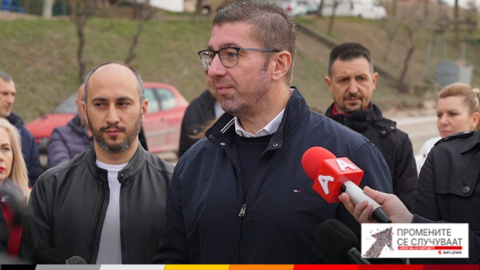 Мицкоски: Велес се менува и развива, без оглед на тоа што власта не ги помага општините каде што градоначалници се од редовите на ВМРО-ДПМНЕ